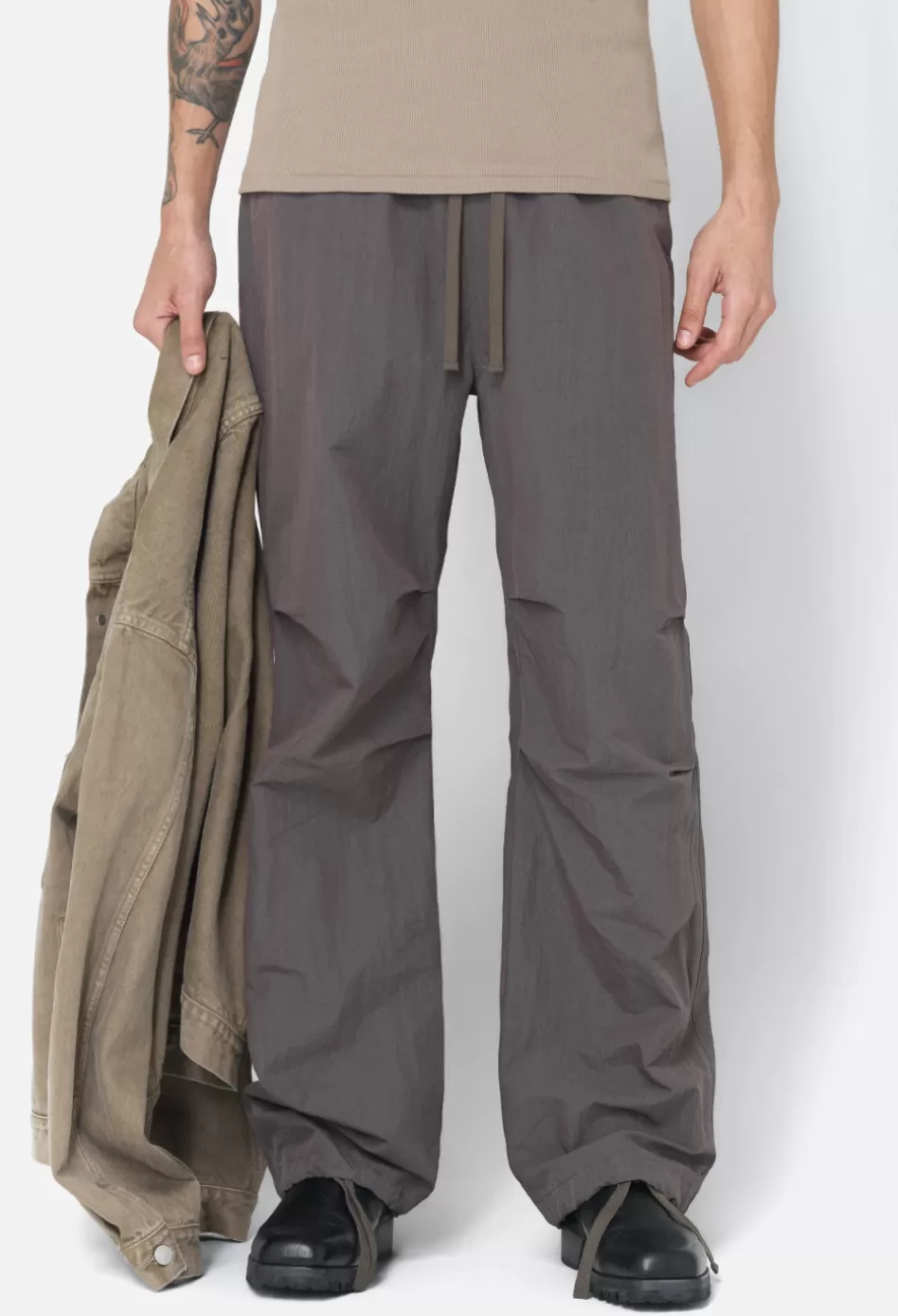 Sale JOHN ELLIOTT Himalayan Parachute Pants Charcoal