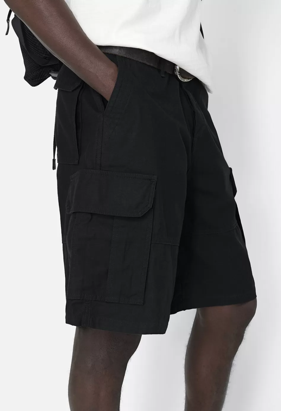 Discount JOHN ELLIOTT Southport Cargo Shorts Black